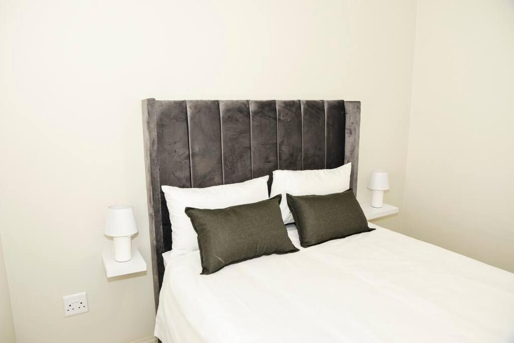 The Ellipse Palazzo Apartment Midrand Bagian luar foto
